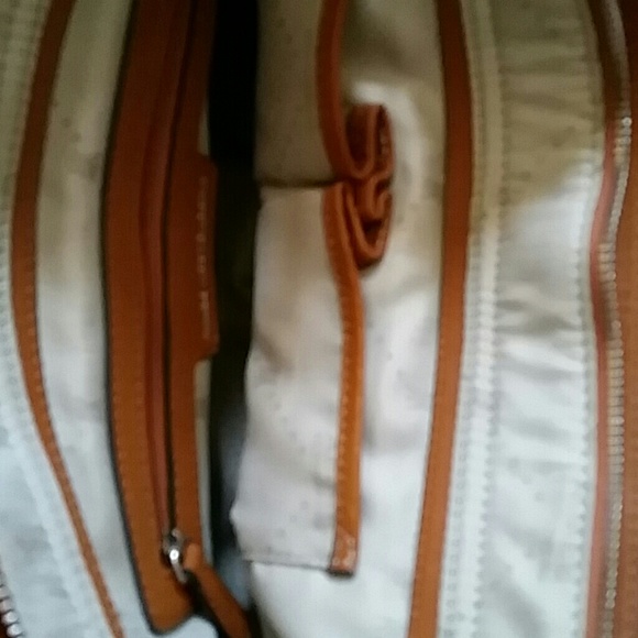 NWT Aimee Kestenberg leather purse (Going to charity on 6.28 buy if you want it. - Picture 5 of 5